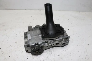 Mercedes Benz ML63 AMG 2007 W164 M156 Engine Oil Pump J155 - Picture 1 of 5