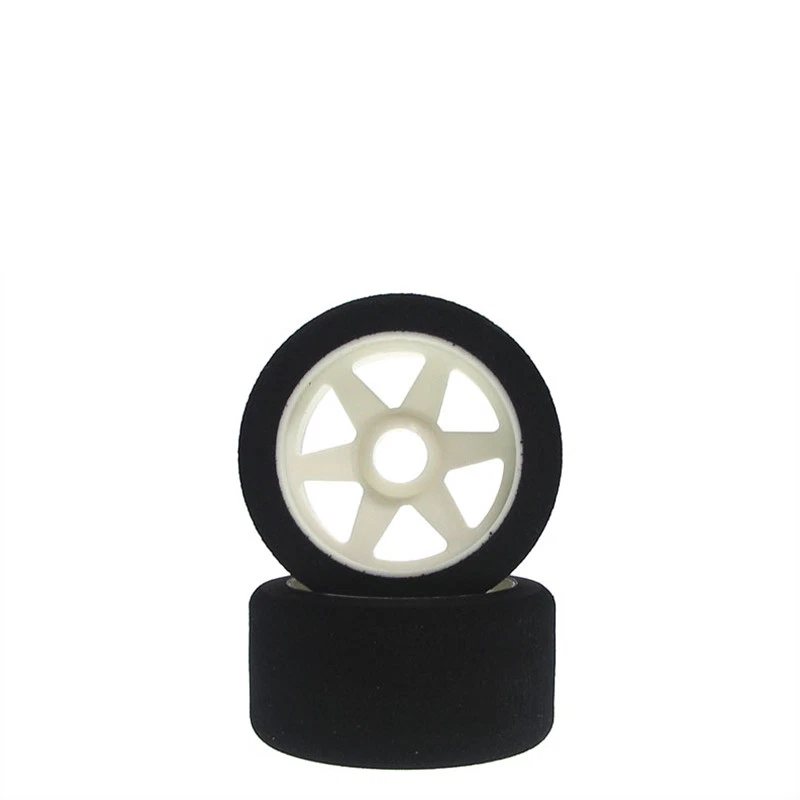 Moosgummi Reifen 1:8 On-Road mit Felge vorn 37 Shore EVOLVA Kyosho 36223-37 - Bild 1 von 4