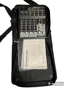 Mezclador Behringer 802 Xenyx 8 entradas 2 buses, pequeño preamplificador compacto - SIN FUENTE DE ALIMENTACIÓN - Imagen 1 de 7