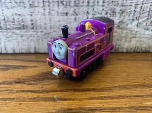 Thomas the Train Culdee Druckguss Metall Panzer Lok Freunde lila Take and Play - Bild 1 von 5