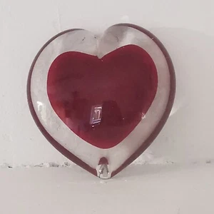 KUNSTGLAS BRIEFBESCHWERER ROTES HERZ IN GLASHERZ - Bild 1 von 7