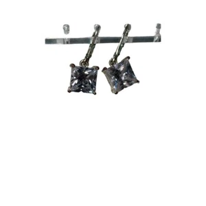 Cubed dangle earrings - Picture 1 of 3