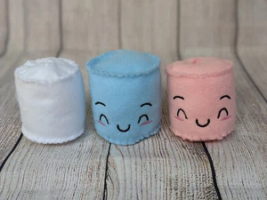 Zwei Filz Marshmallows für Lagerfeuer - Handarbeit - Zubehör für Lagerfeuer - Bild 1 von 2