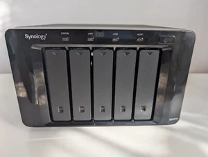 Synology NAS DiskStation DS1010+ ohne Festplatten (Berlin) einwandfreiem Zustand - Bild 1 von 3
