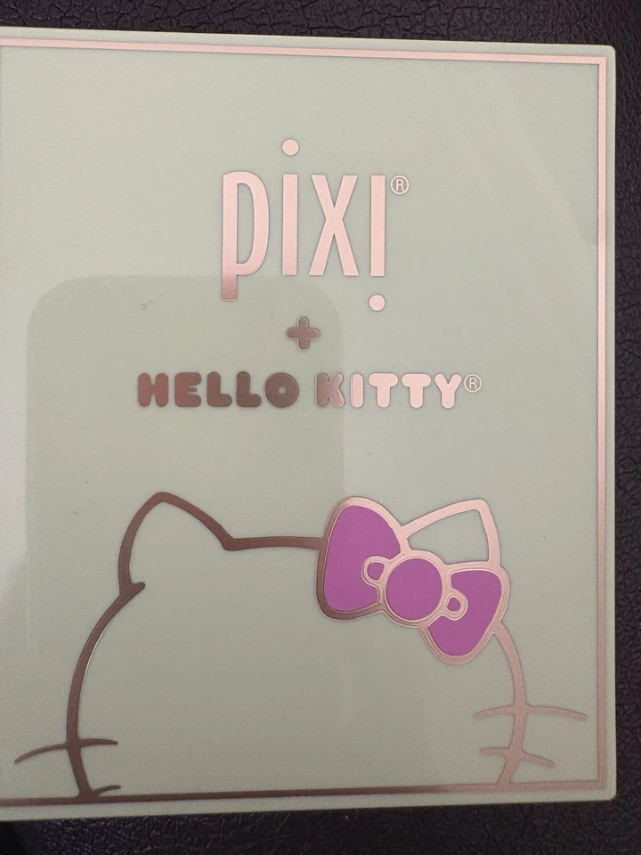 PIXI + HELLO KITTY EFECTOS DE OJOS PALETA DE SOMBRAS TONOS ARMONÍA Foto 1 de 3