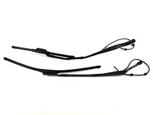 📌 2017-2023 TESLA MODEL 3 FRONT RIGHT AND LEFT WINDSHIELD WIPER ARM OEM - Picture 1 of 16