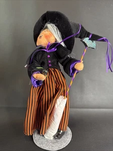 Annalee Halloween Witch with Broom and Spider 10” NWT - Picture 1 of 14