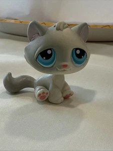 Littlest Pet Shop Kitty Cat #53 1st Generation Pink Magnet Authentic BLEMISHED - Picture 1 of 4