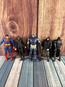 McFarlane Toys DC Multiverse Batman And Superman Lot Of 5 Action Figures Joker - Picture 1 of 4