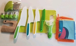 NEW NIP 16pcs Edges Plastic Kids knife set For Real Cooking cut board Apron - Picture 1 of 3