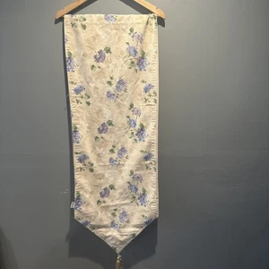 Pier One Imports Floral Tischläufer Beige Quasten Blumenmuster Urlaubsdeko - Bild 1 von 5