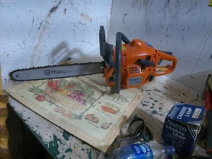 Husqvarna 435 Chainsaw X-Torq W/ 18” Bar Runs! - Picture 1 of 3