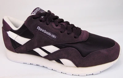 NEW! Reebok Nylon Classic Women Casual Sneakers Size 7.0  Burgundy Walking Shoes - Image 1 of 4