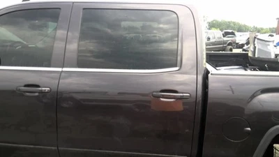 Driver Rear Side Door Crew Cab Opt Ako Fits 15-19 SIERRA 2500 PICKUP 5131693 - Image 1 of 4