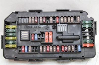 FUSE BOX 228I 320i 328D 328i 328I GT 335i 335i GT 428i 435i Active 3 12- 1146159 Foto 1 de 4