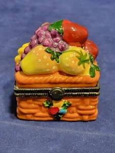 Vintage handbemalter Picknickkorb Schmuckkästchen  - Bild 1 von 13