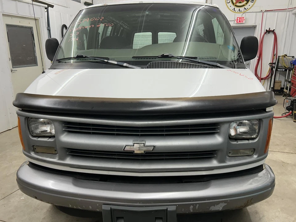 Chevrolet Express 2500 1996-2002 furgoneta eje trasero eje semiflotante freno de 13" Foto 1 de 4