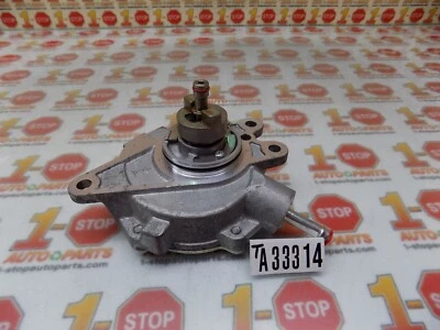 2018-2022 TOYOTA C-HR ENGINE VACUUM PUMP 29300-37011 OEM - Image 1 of 4