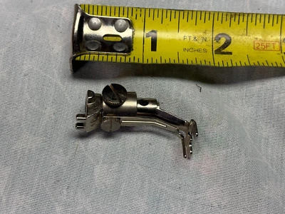 Bernina Old Style No. 18 Button Sew-on Foot - Image 1 of 4