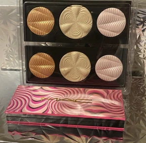 MAC Step Bright Up Extra Dimension Skinfinish Palette Light x2 + Case~ BRAND NEW - Picture 1 of 7