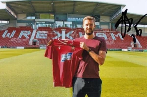 Fiacre Kelleher Hand Signed Wrexham 6x4 Photo Football Autograph - Picture 1 of 1