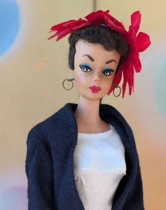 VINTAGE PONYTAIL BARBIE DOLL #4 PAINTED TO LOOK LIKE A #1 IN COMMUTER SET OOAK - Picture 1 of 18