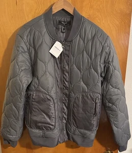 Graue Steppjacke Herren kleine Reißverschlusstaschen - Bild 1 von 5