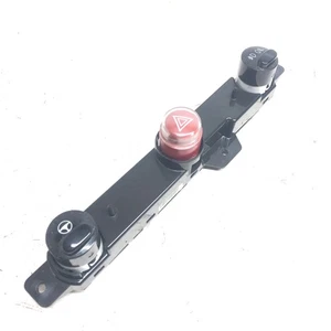 FIAT 500 1.2 PETROL ENGINE DASHBOARD HAZARD WARNING SWITCH UNIT 2007 - 2016 - Picture 1 of 7