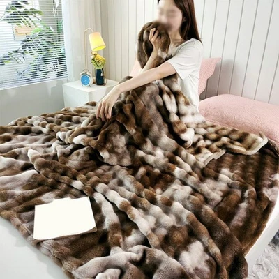 Weiche Koralle Fleece Batik Decke 150 x 200 cm Plüsch für Sofa und Schlafzimme - Bild 1 von 4