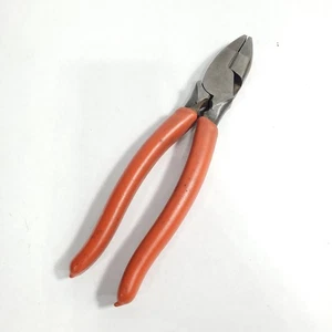 Klein HD213-9NETH Heavy Duty Linemans Pliers with High leverage Design - Picture 1 of 10