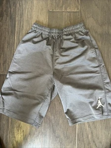 Jordan Shorts - Youth Medium - Picture 1 of 4