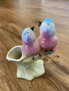 Vintage MCM Love Birds On Tree Branch Bud Vase Pink Blue Green Glossy 5x4 - Picture 1 of 10