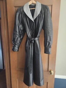 Ladies Long Black Leather Coat w/ Gray Collar - Picture 1 of 6