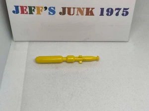 Vintage Military Muscle Men Figure yellow missile part 1994 - Picture 1 of 4
