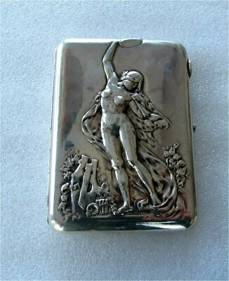 Estuche de cigarrillos de plata rusa Art Nouveau bailarina desnuda, Moscú Foto 1 de 4