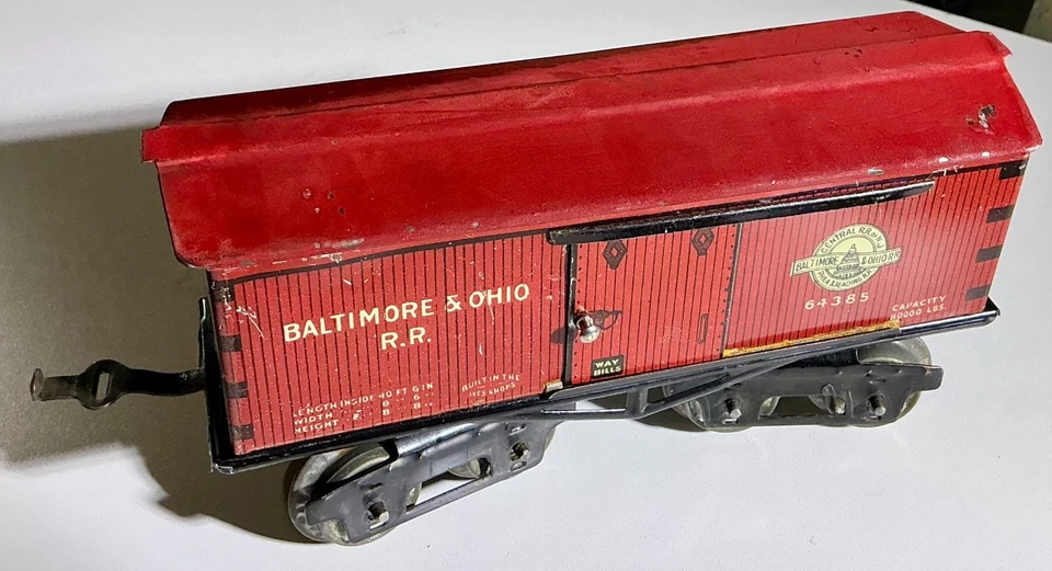 Ives 64385 Baltimore and Ohio boxcar made between 1918-25, prewar o gauge Red - Image 1 of 4