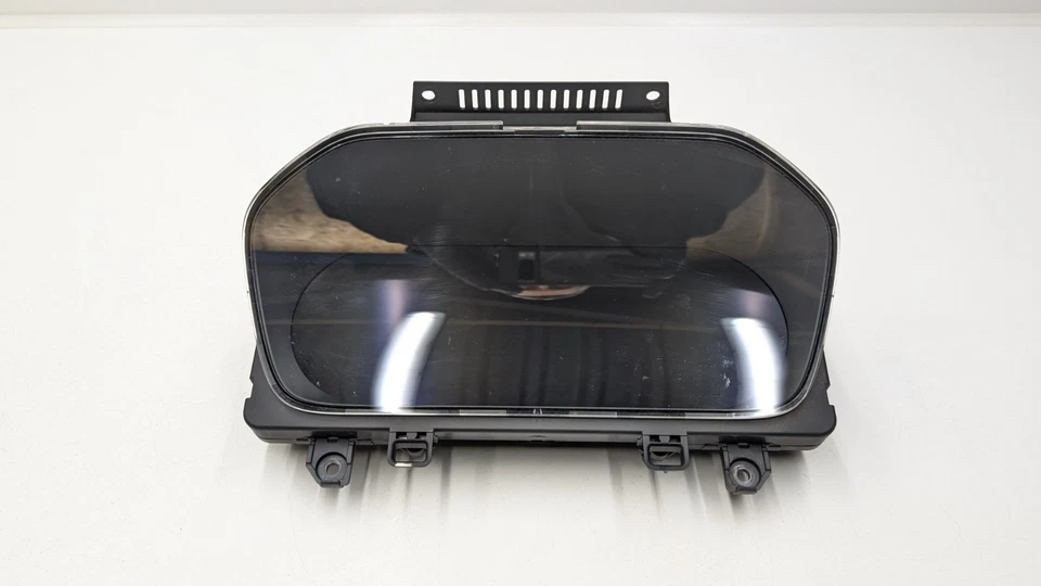 VOLVO XC60 MK2 SPEEDOMETER INSTRUMENT CLUSTER 2.0 PHEV P32412885AA 2024 - Image 1 of 4