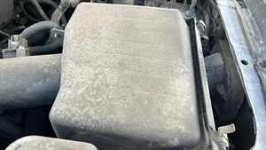 04-07 INFINITI QX56 AIR INTAKE FILTER CLEANER BOX HOUSING OEM - Bild 1 von 1