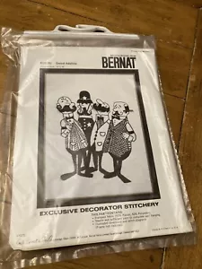 Vtg 1970s Barbershop Quartet Sweet Adeline Embroidered crewel Kit New Headstock - Picture 1 of 7