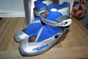 Alpina Nordic Cross Country Ski Boots EUR 38  NNN BOOTS SIZE 38 ALPINA BOOTS 38 - Picture 1 of 5