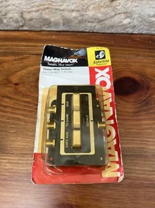 Magnavox Three Way Switch M61010 New In Package - Picture 1 of 10