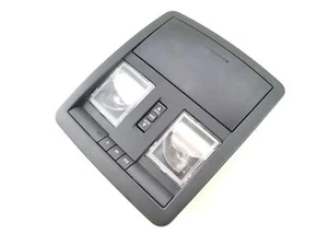 Luz domo interior delantera Dodge Challenger 5,7 L 2016 1LE17DX9AA OEM - Imagen 1 de 12