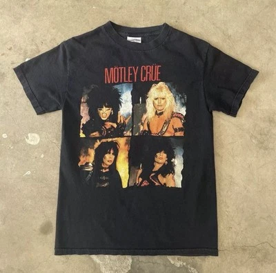 Vintage 2000 Licensed Motley Crue Band Tee - Image 1 of 3