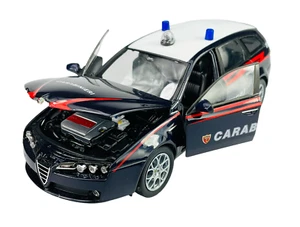 WELLY ALFA ROMEO 159 SPORTWAGON CARABINIERI 1:24 DIE CAST METAL NEU IM KASTEN - Picture 1 of 6