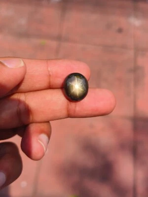 16.19 Cts A BEAUTIFUL BLACK STAR SAPPHIRE OF ACCURATE 6 RAYS STAR ! - Image 1 of 4