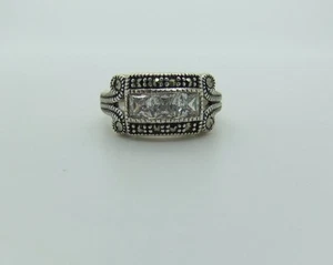 Anillo vintage de plata esterlina de marcasita y circonita cúbica para dama talla -7- alrededor de 1980 - Imagen 1 de 3