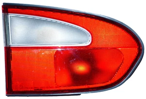 Hyundai H-1 / Starex Luces Traseras Derecha Interior Luz de Freno - Imagen 1 de 1
