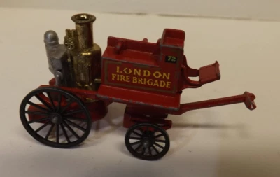 Vintage Lesney Matchbox #4 London Fire Brigade Horse Carriage - Image 1 of 4