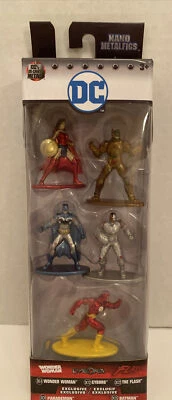 Nuevo Nano MetalFigs DC Universe Wonder Woman, Cyborg, Flash, Parademon, Batman Foto 1 de 4