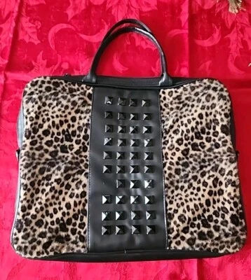 Коричневый искусственного меха леопард печать черный гвоздики молнии застежки 15 W X 11» H X 2 D - Изображение 1 из 4